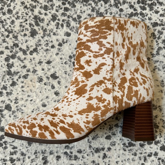I.N.C Calf Hair Speckled Block Heel Ankle Boots - Picture 1 of 9